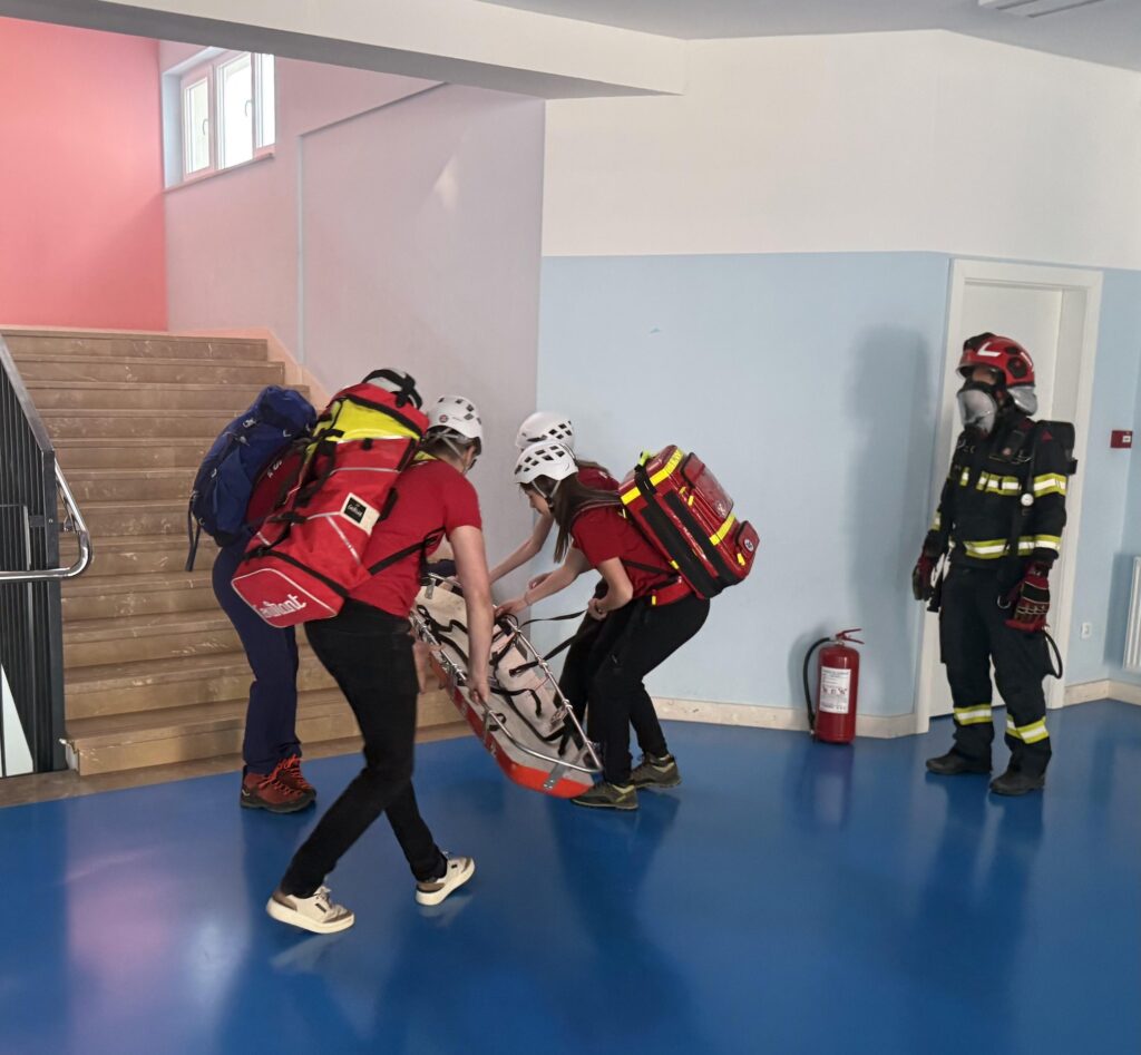 Edukacija učenika i djelatnika Osnovne škole Ivana Mažuranića Posušje iz područja zaštite i spašavanja